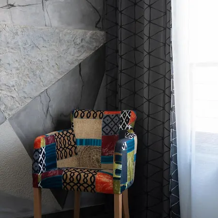 City1 * ماكارسكا