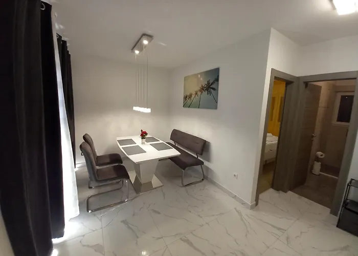 City1 Apartamento Makarska