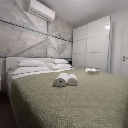 Apartment City1 Makarska