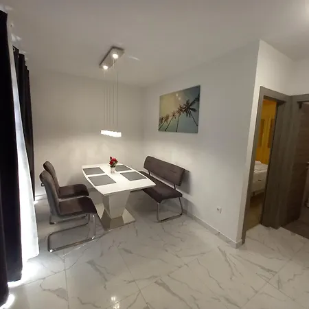 City1 Apartament Makarska