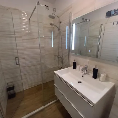 City1 Μακάρσκα